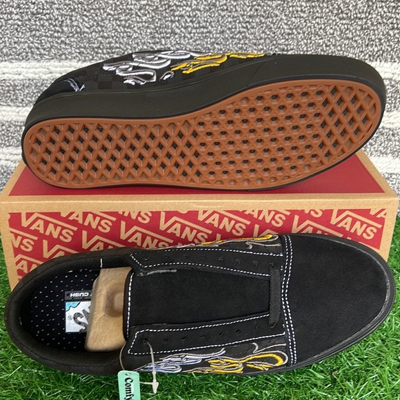 Vans Comfycush Ignition Black/Black Men’s sneakers - athletic shoes - Picture 4 of 16